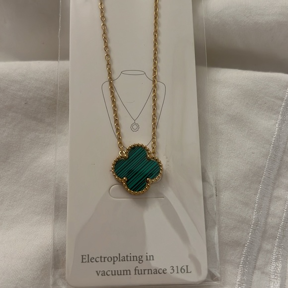 VCA design necklace green - Picture 2 of 4